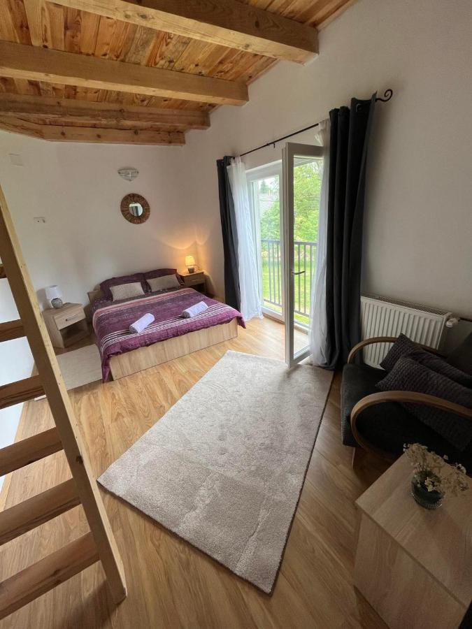 Rooms Ljubenko Karlovac Exteriör bild